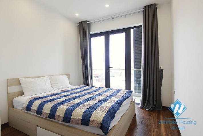 Spacious one bedroom apartment for rent in Linh Lang, Ba Dinh